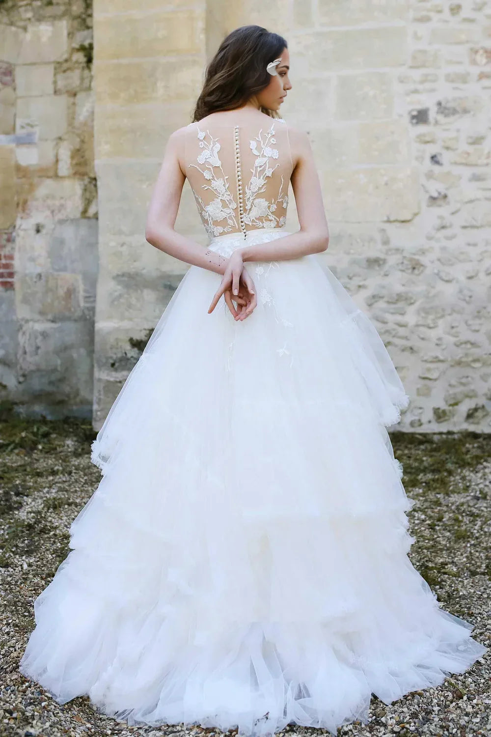 Vestido de novia sexy de corte A, sin mangas, ilusión, escote en V, tul con apliques